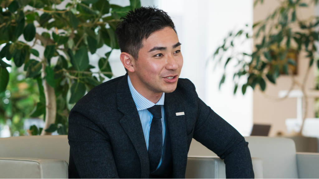 非金属企業のインタビュー風景